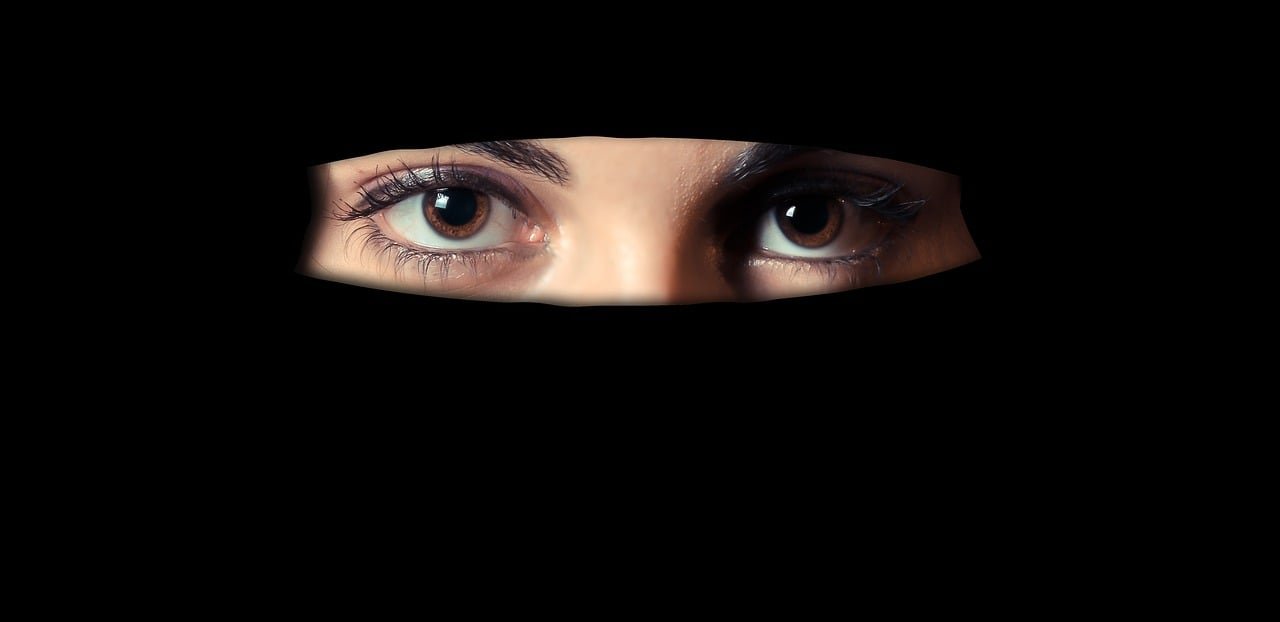 burqas Catalonia Junts wants to ban the wearing of burqas and niqabs on the streets and the Islamic veil in schools in Catalonia