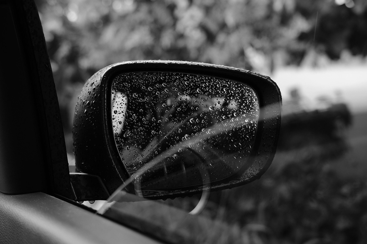 car window spain open Leaving your car window open in Spain could cost you €1,500