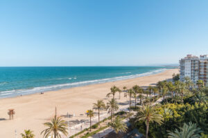 Holiday apartments in Alicante: Prices per week 1600 euros – Where to find bargains!